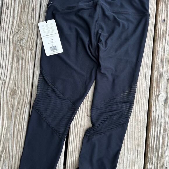 90 Degree by Reflex capri, leggings, black, women's size M - Picture 5 of 8